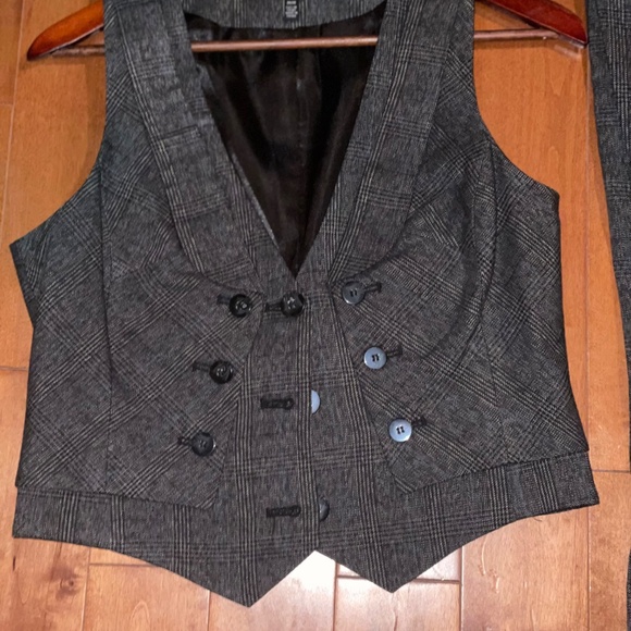 Tweed Vest Pant Suit - Picture 2 of 4
